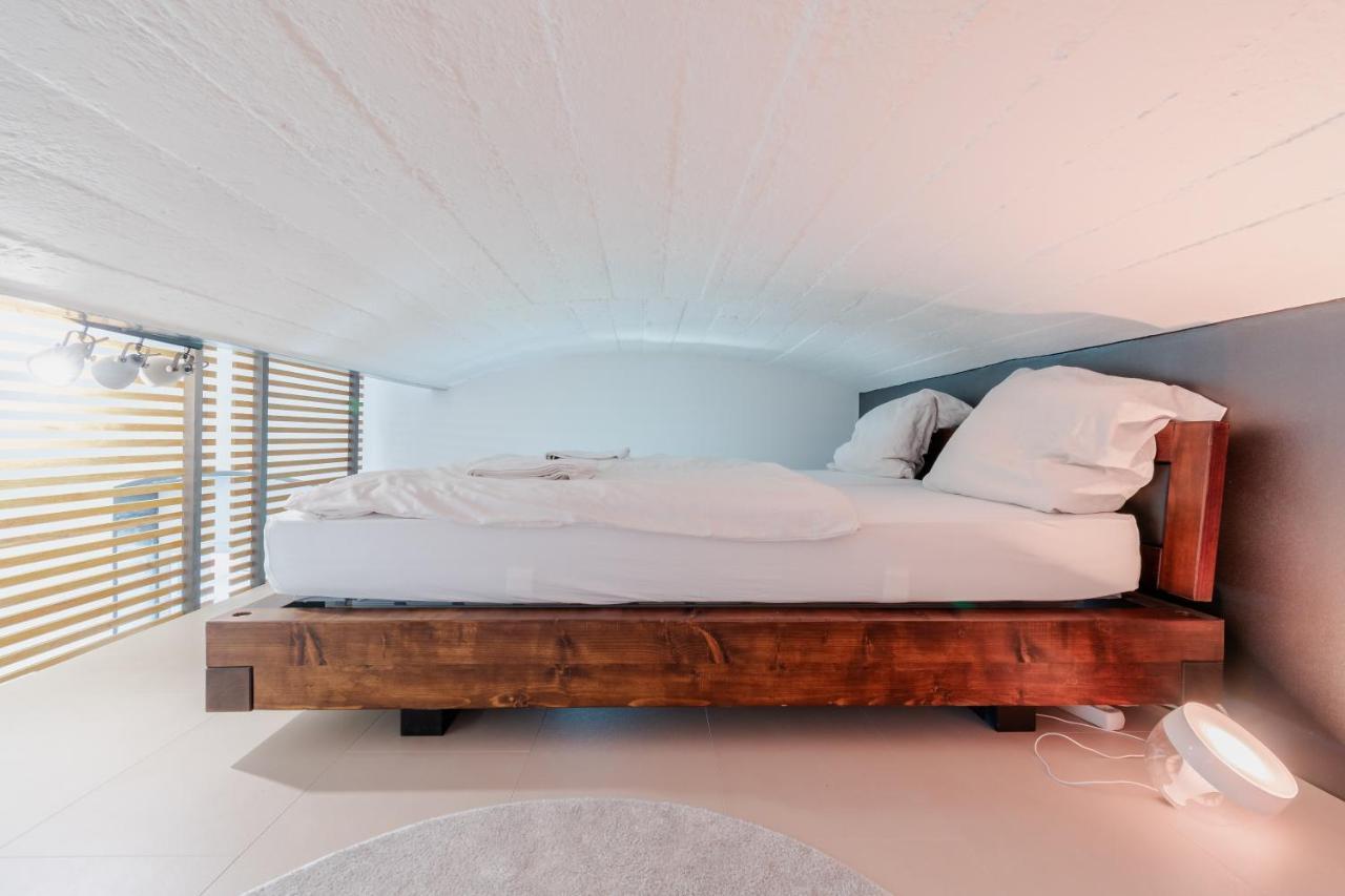 Homebydoni - Kueche I Terrasse I 500 Mbits Wifi I Design Loft Nahe Rmcc & Staatstheater Wiesbaden Dış mekan fotoğraf