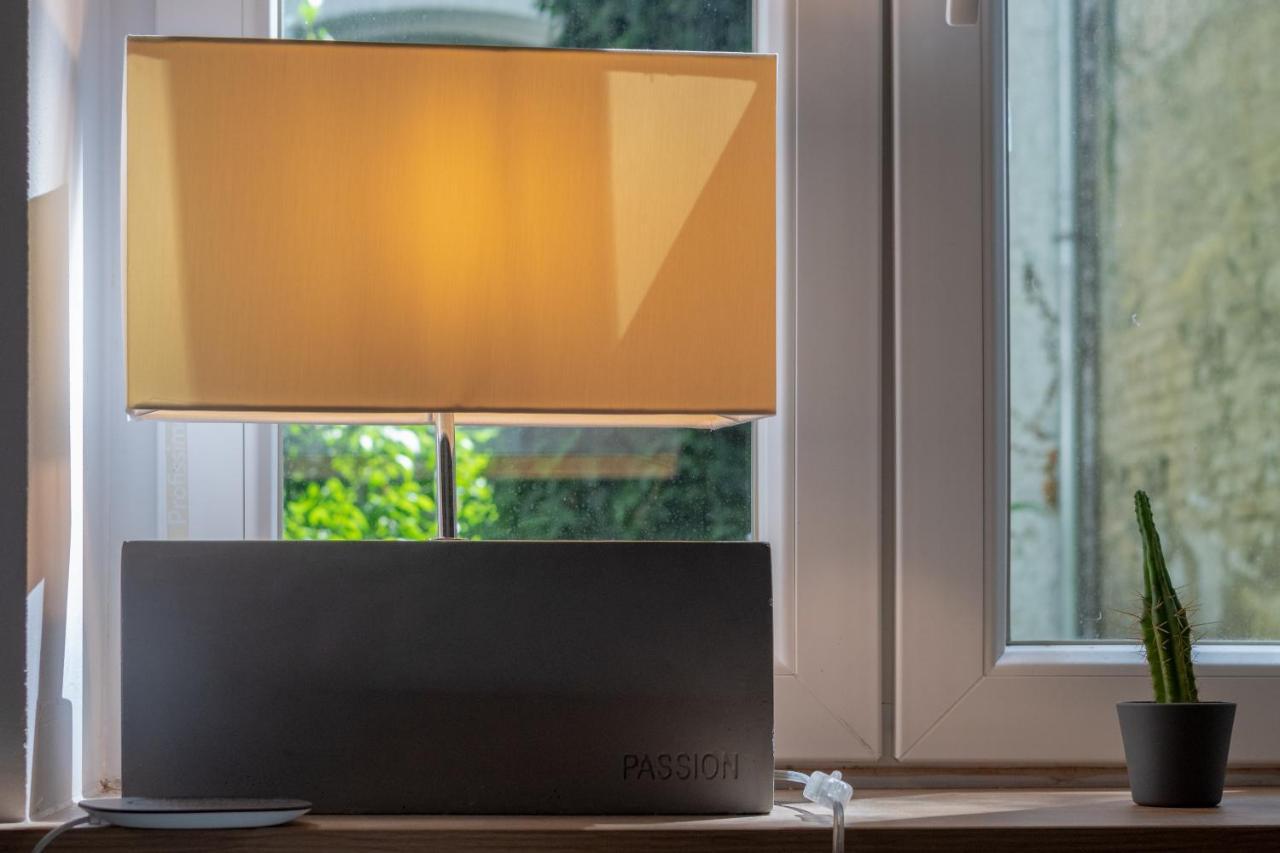 Homebydoni - Kueche I Terrasse I 500 Mbits Wifi I Design Loft Nahe Rmcc & Staatstheater Wiesbaden Dış mekan fotoğraf